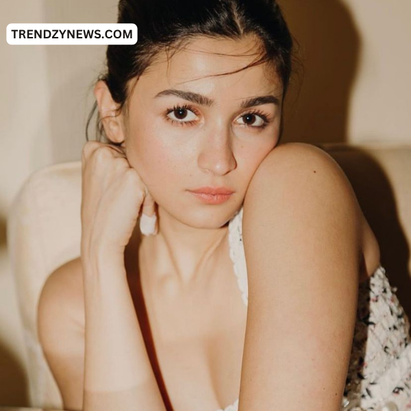 Alia bhatt age biography affairs And more